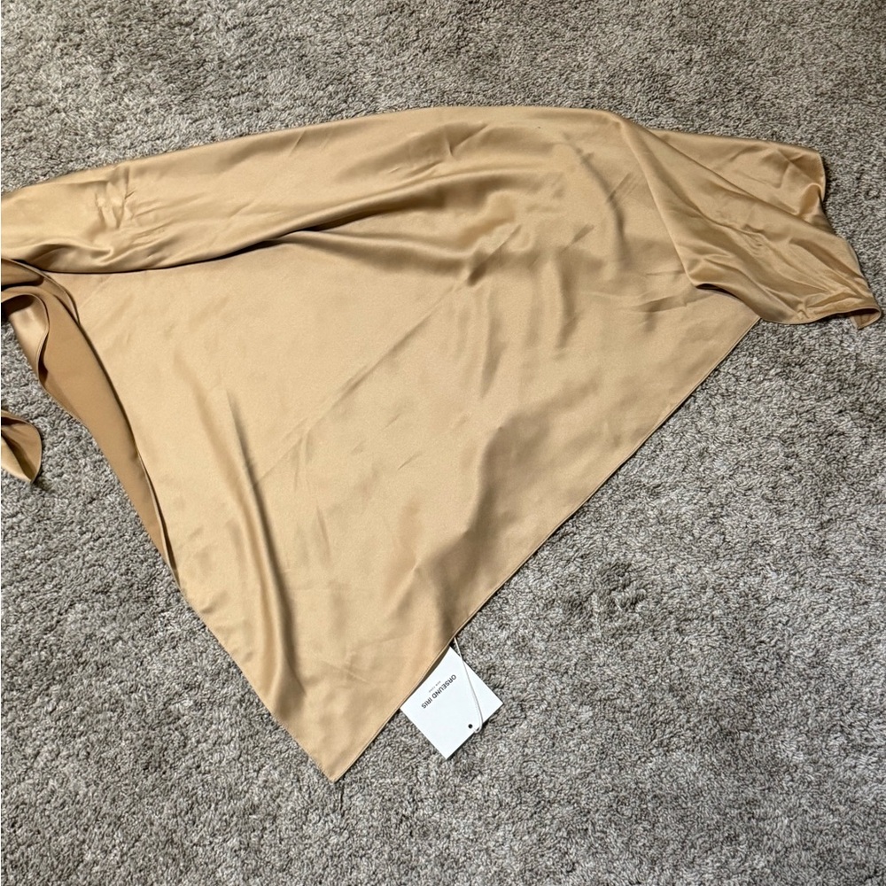 NWT Orseund Iris Silk Scarf Top in Large - Picture 13 of 16